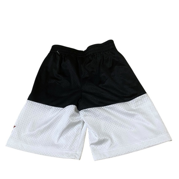Nike Jordan Black/White Mesh Athletic Basketball Shorts Boys Size Medium NWT Y2K - Picture 6 of 10